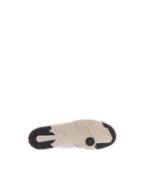 550 - White/Black/Silver