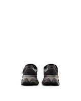9060 - Black/Taupe