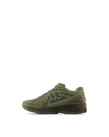 1906R 'Primaloft' - Dark Olivine/Silver Metallic