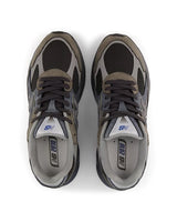 2010 - Tornado/Faded Black/Dark Silver Metallic