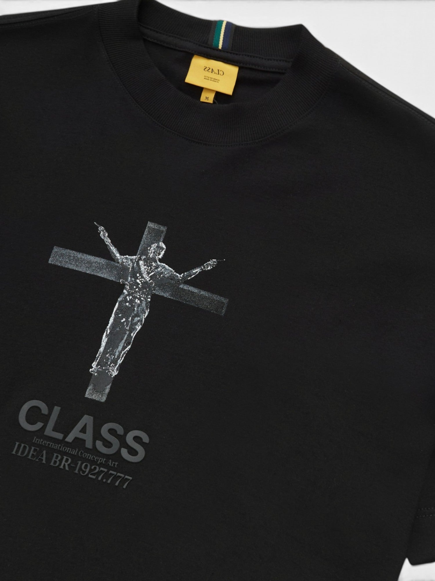 Black 'Onyx Cross' Tee
