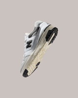 550 - White/Black/Silver