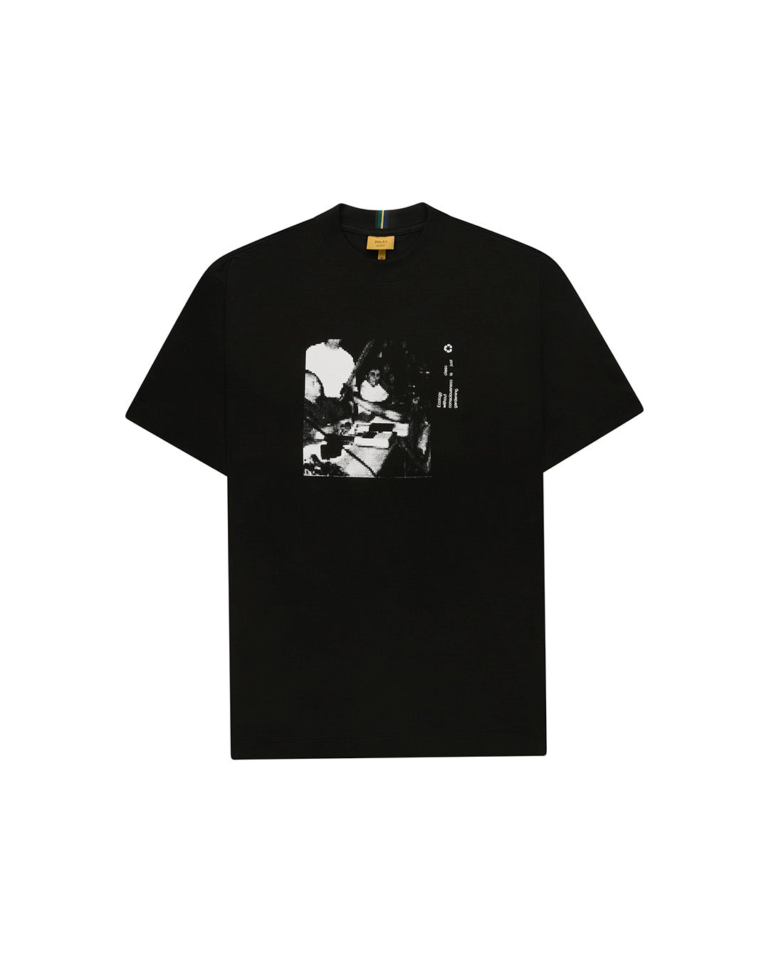 Black 'Tuirá' Tee
