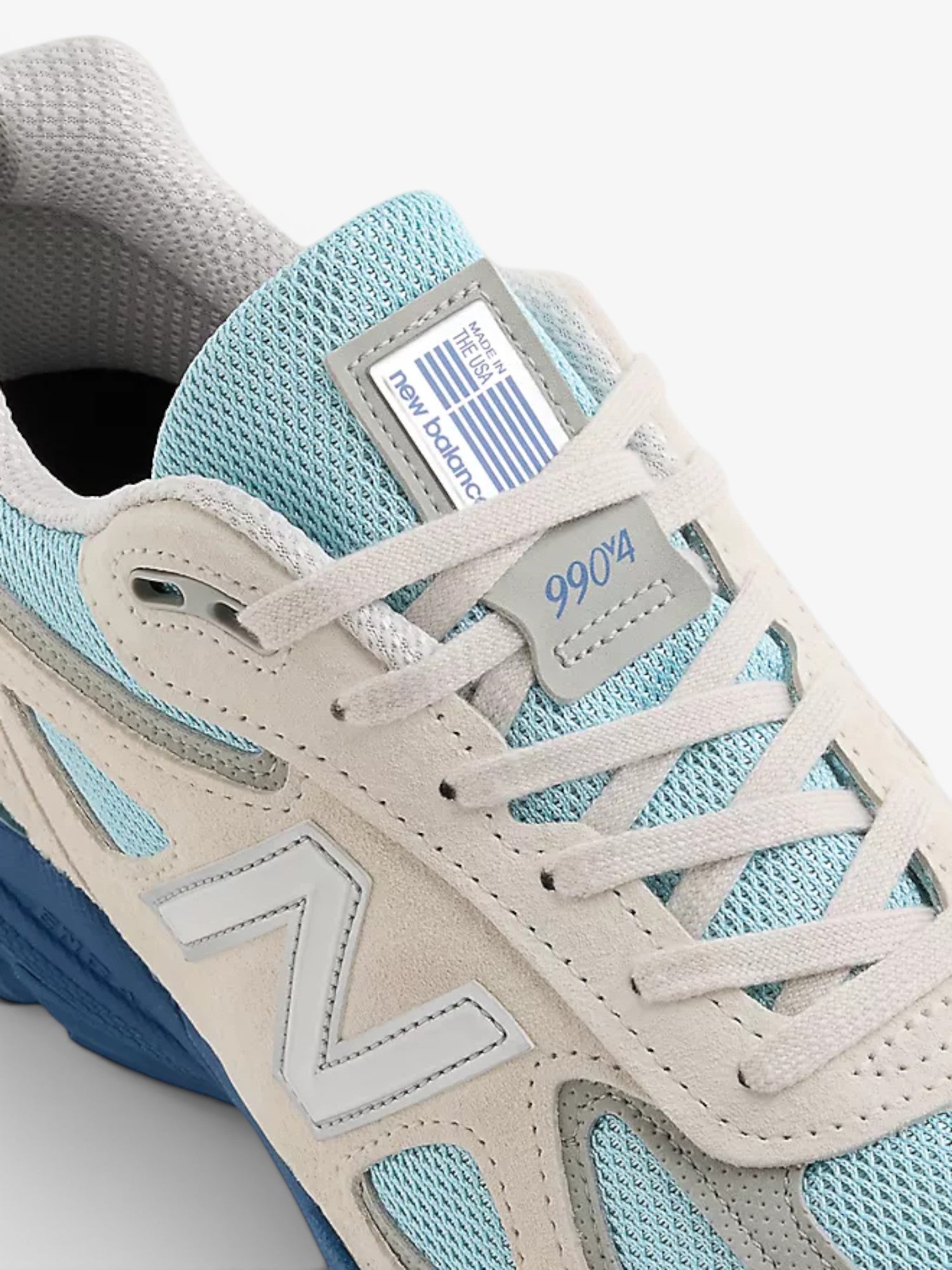 Made in USA 990v4 - Moonbeam/Cloud Blue/Magic Blue