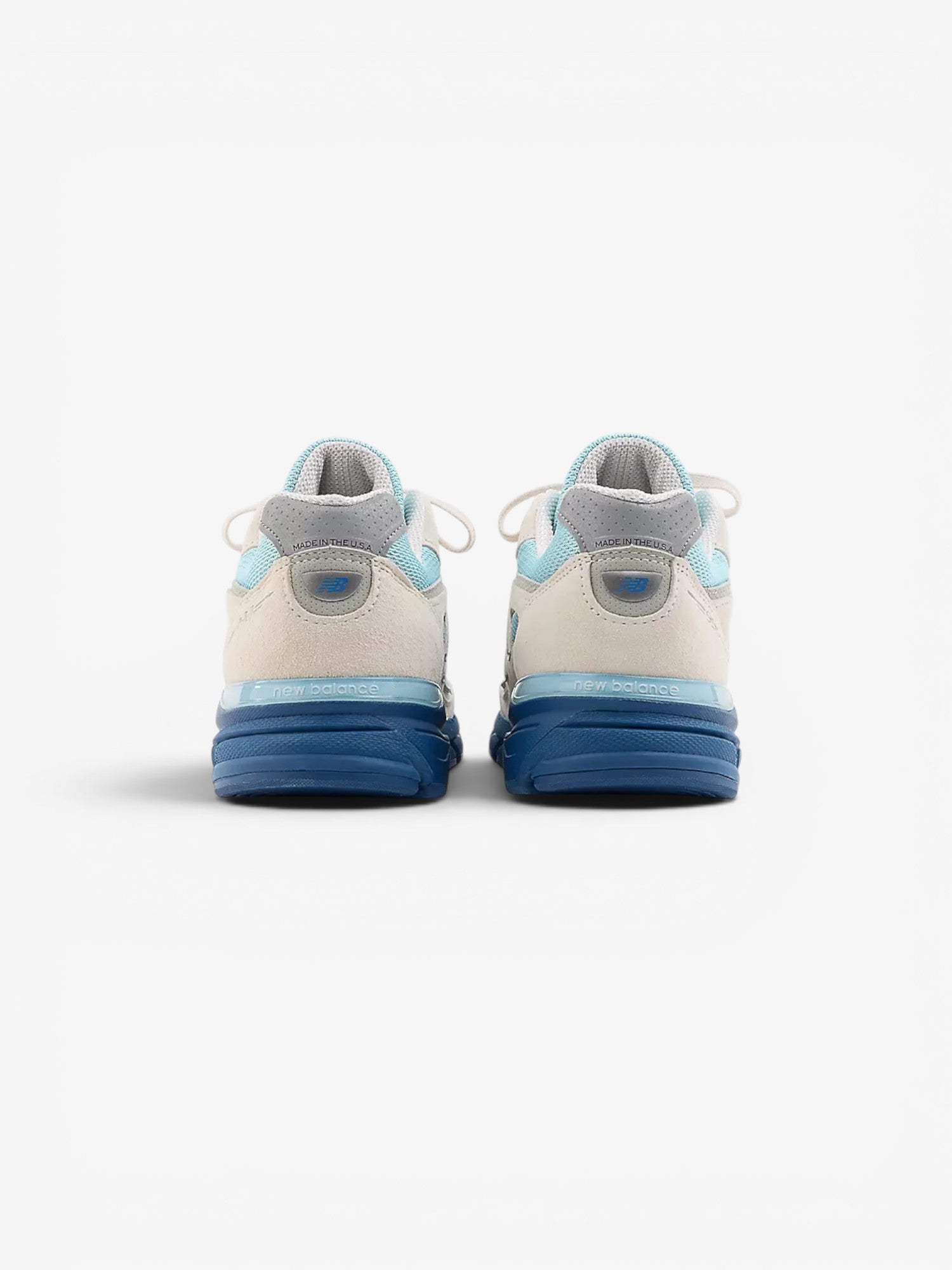 Made in USA 990v4 - Moonbeam/Cloud Blue/Magic Blue