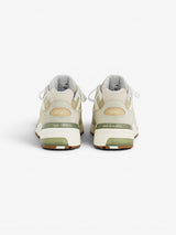 Made in USA 992 - Olivine/Incense/Raw Cashew