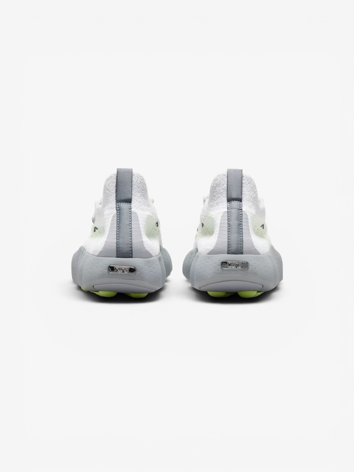 Mind 002 Flyknit - Wolf Grey/Pure Platinum