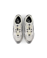 U204L - Silver/Black