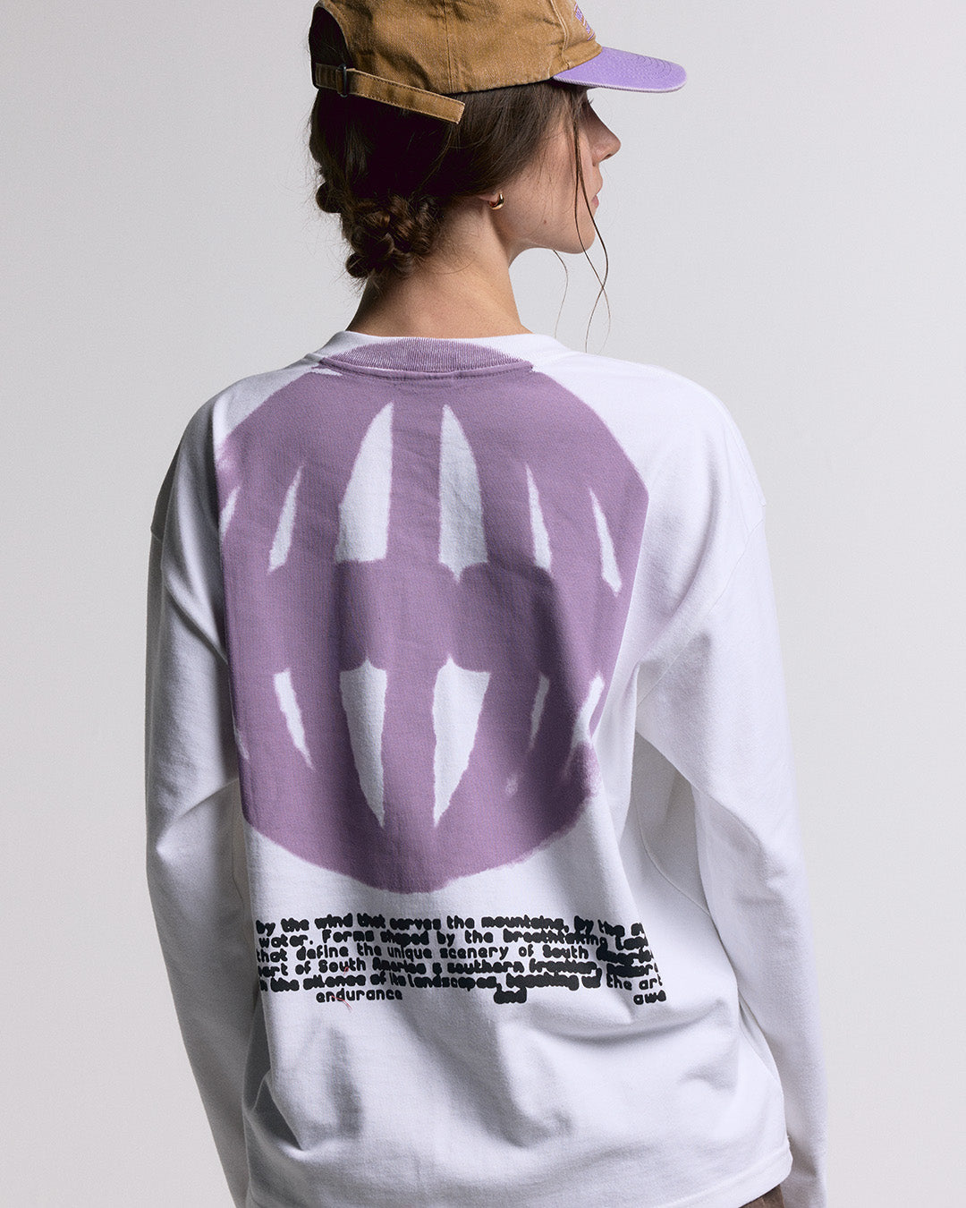 Off-White 'Globe' Premium Long Sleeve Boxy Tee