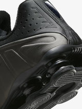 Shox R4 - Black/Black/Bright Crimson/Black