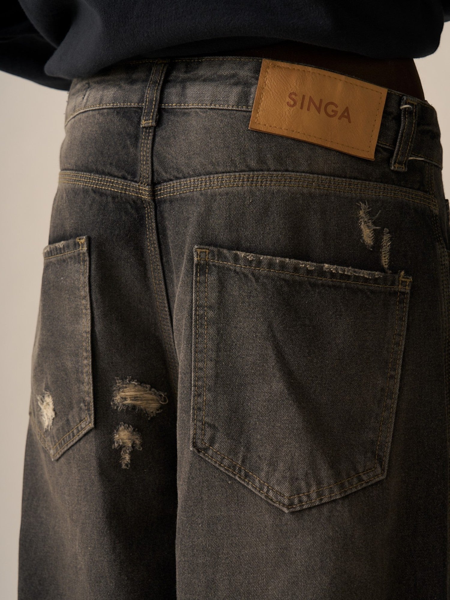 Black Faded Baggy Jeans XALLGLORY