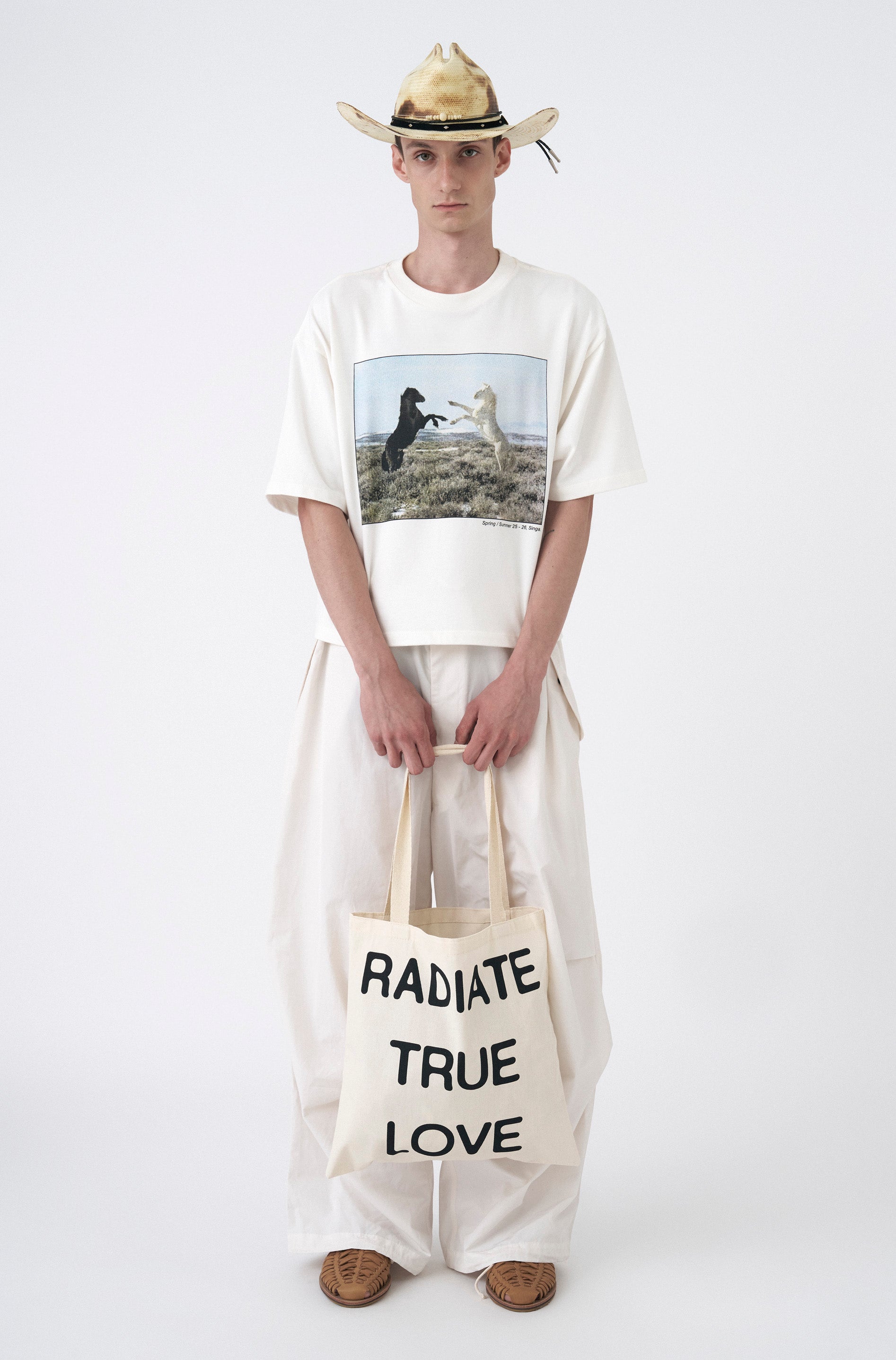 White 'Wild Horses' Boxy Regular Tee