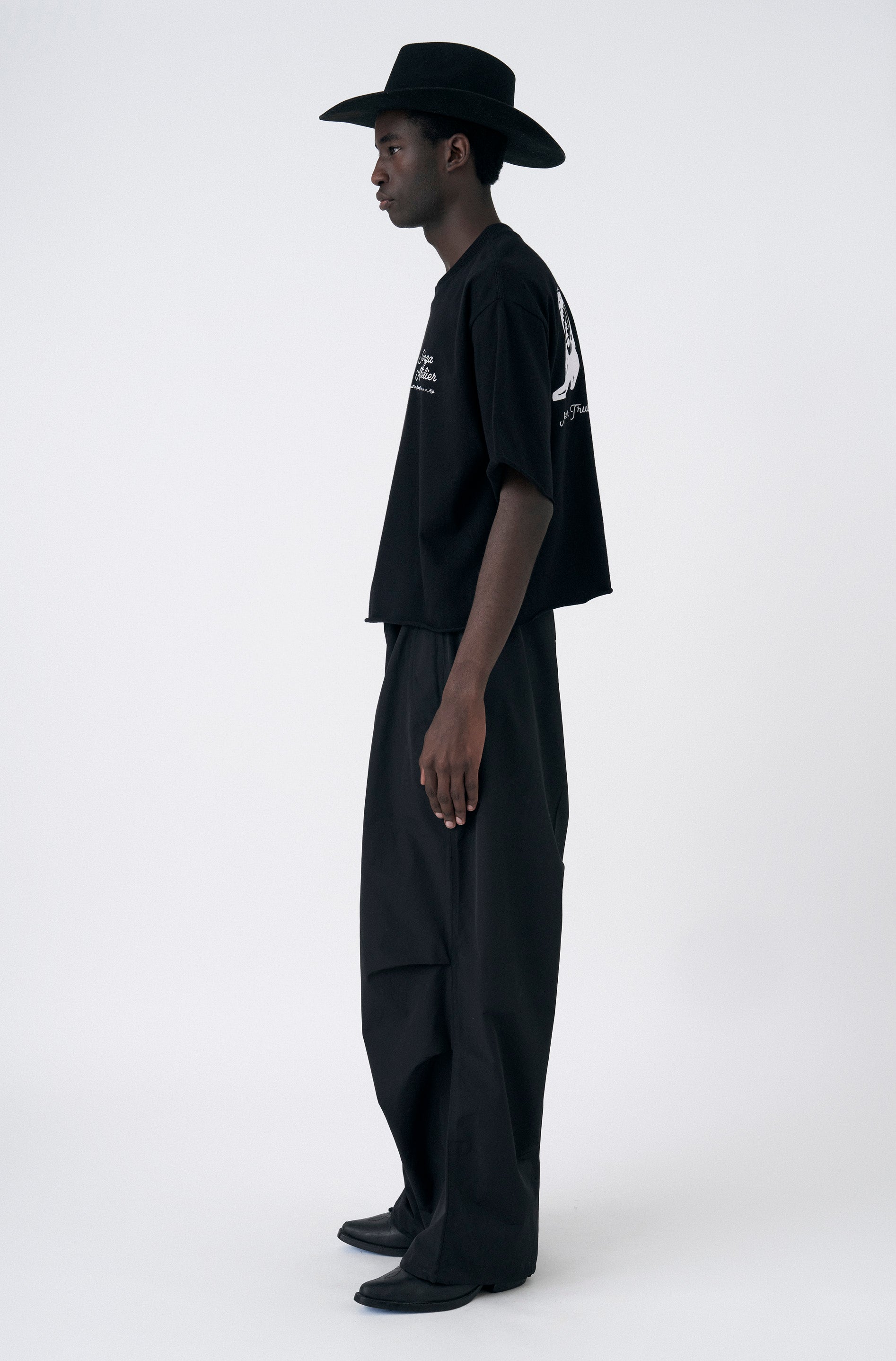 Black 'Boots' Boxy Over Tee