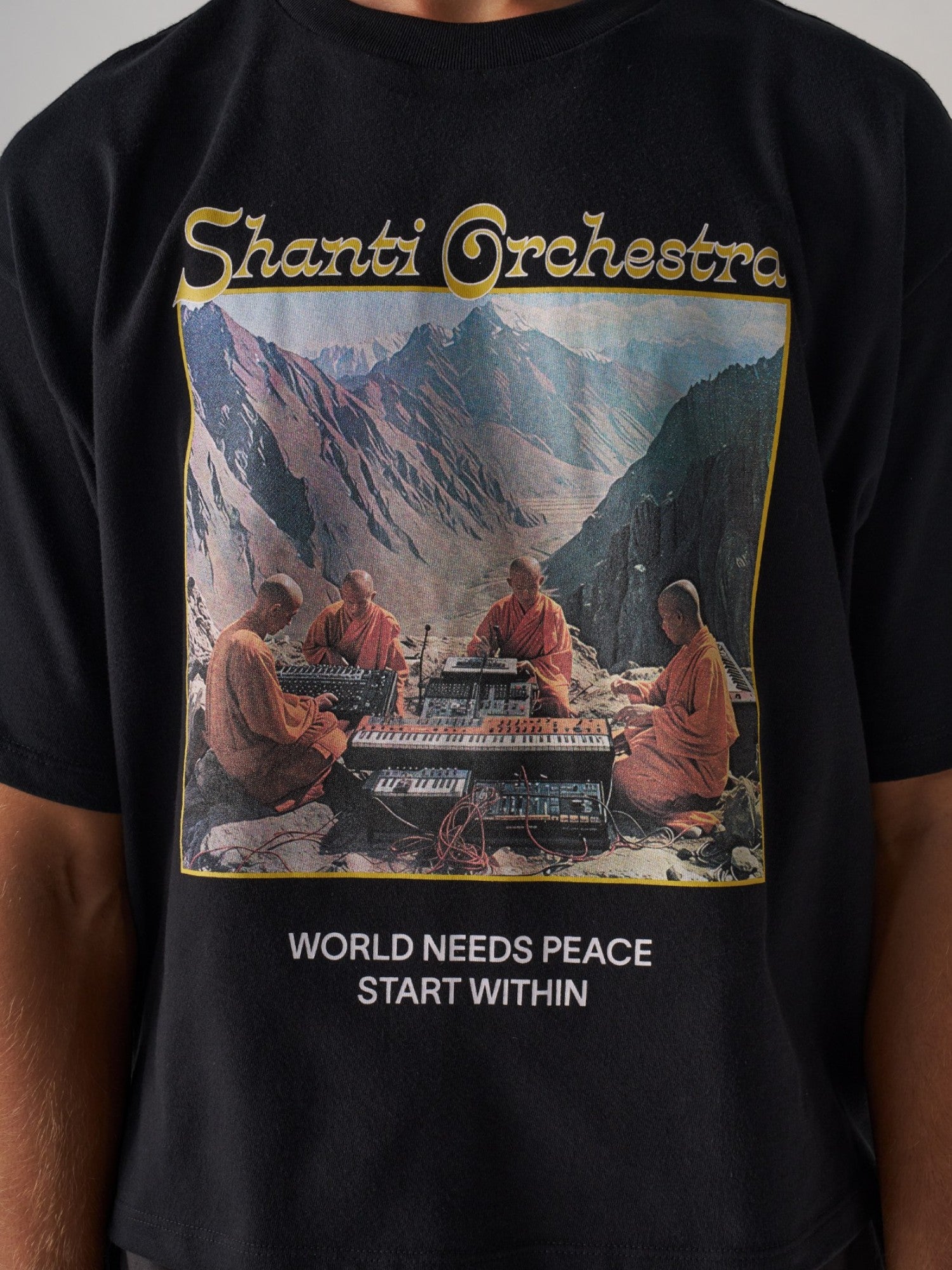 Black 'Shanti Orchestra' Oversized Boxy Tee