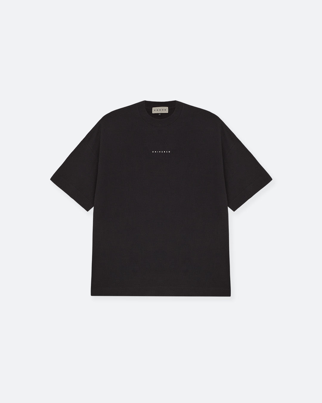 Universo Black Tee