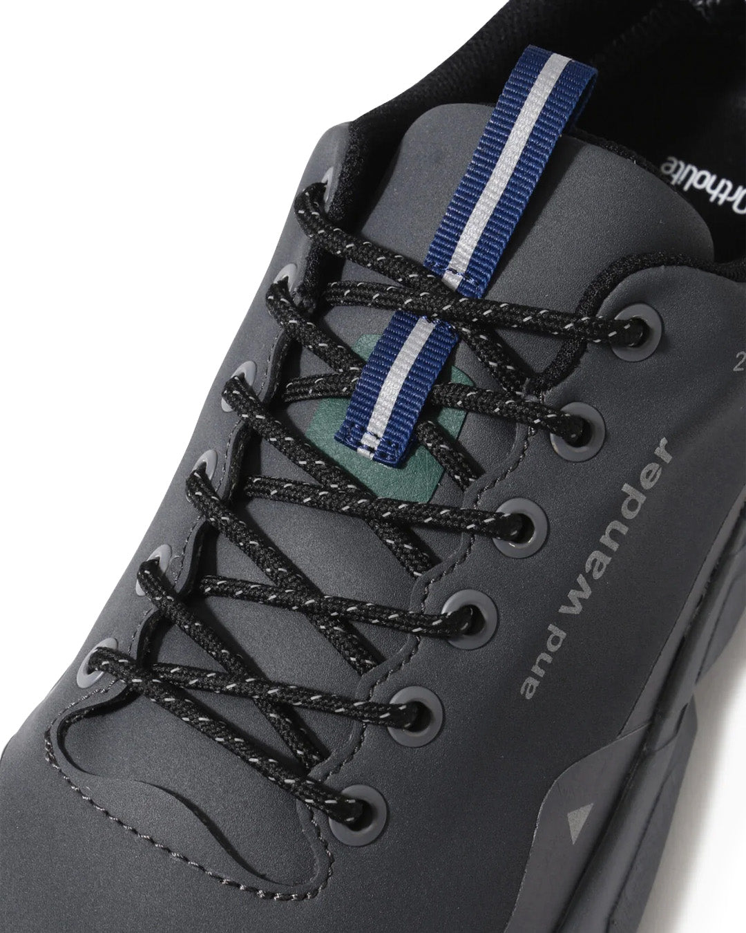 Waterproof Trek Low - Charcoal