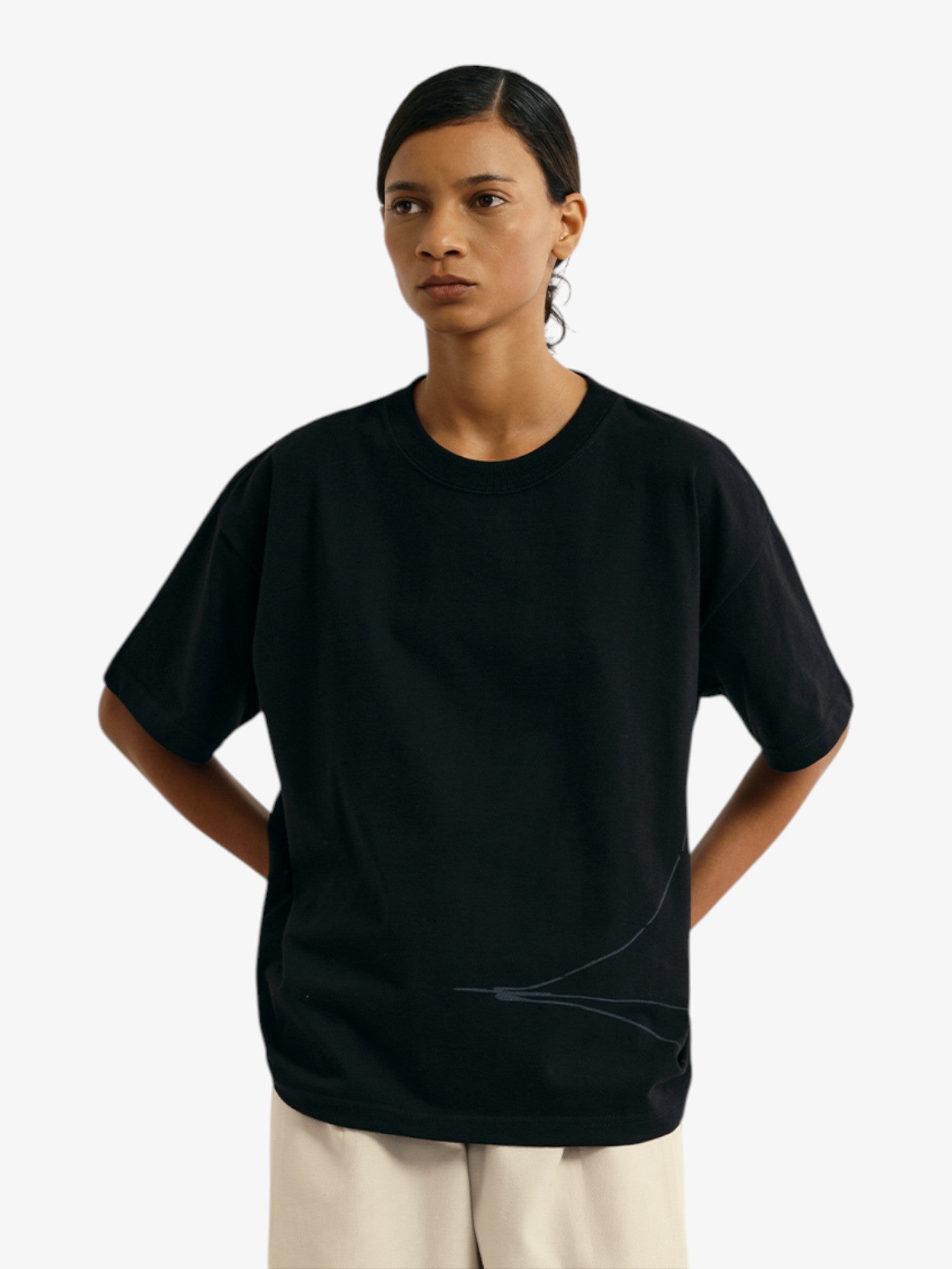 Black 'Column' Tee X NIEMEYER