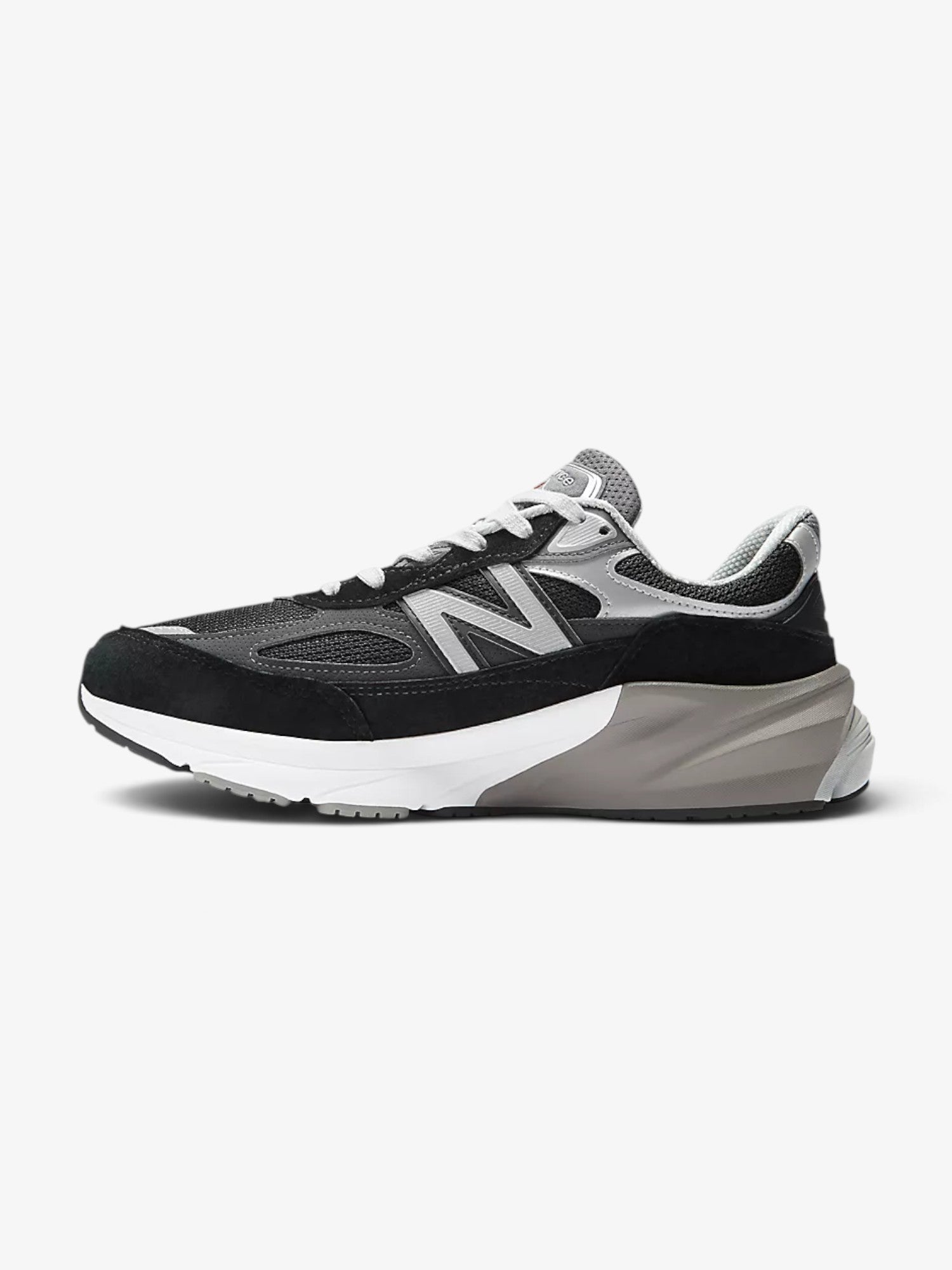 Made in USA 990v6 - Black/White