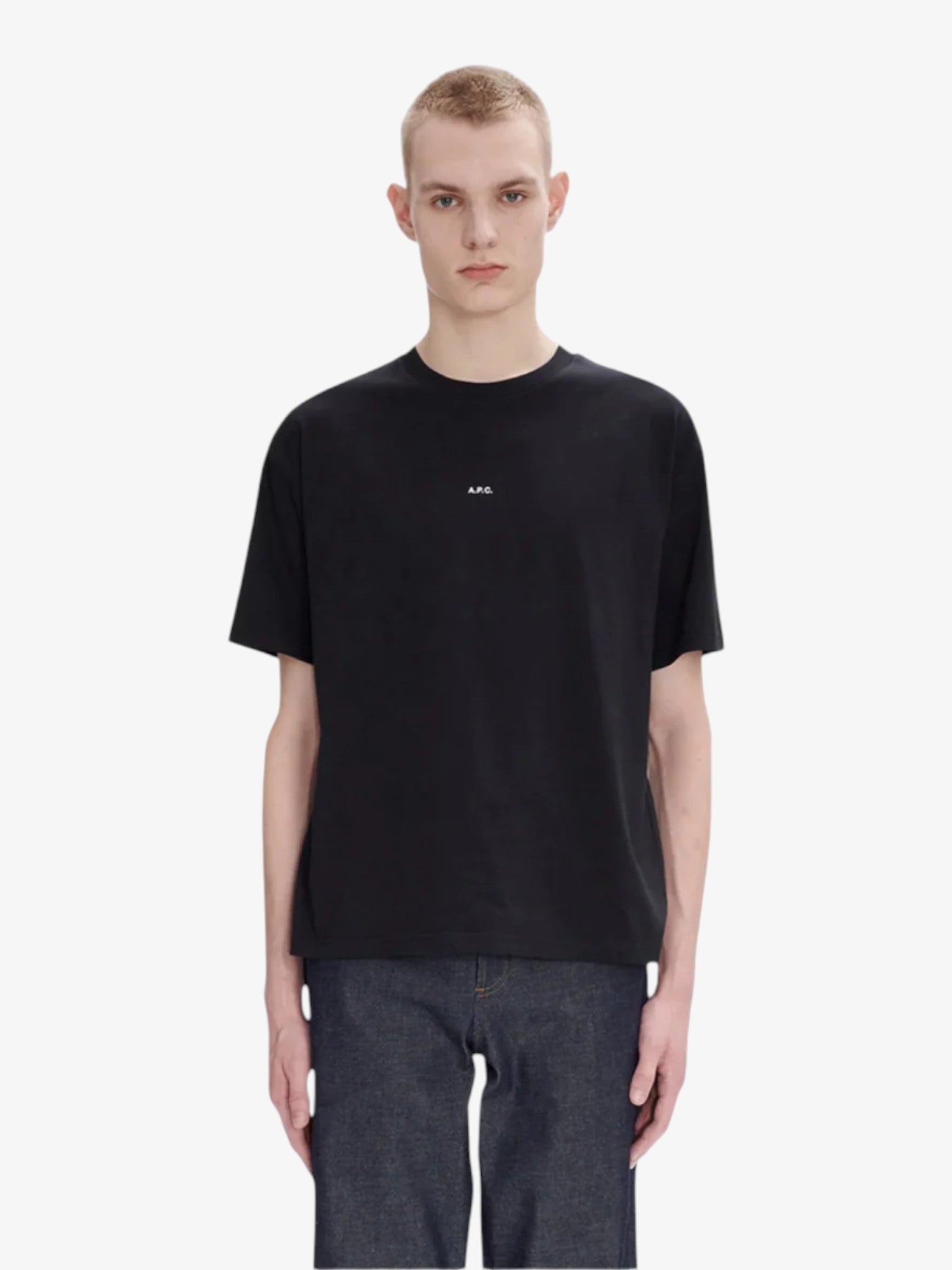 A.P.C - Camiseta Boxy 'Micro Logo' Preta/Branca