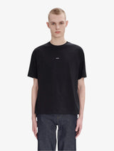 A.P.C - Camiseta Boxy 'Micro Logo' Preta/Branca